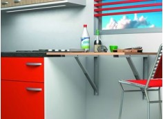 Support de table rabattable, étudié pour réaliser un coin...