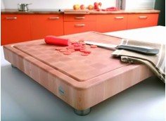 Planche "billot" en hêtre  larg : 45 cm , prof : 45 cm ,...